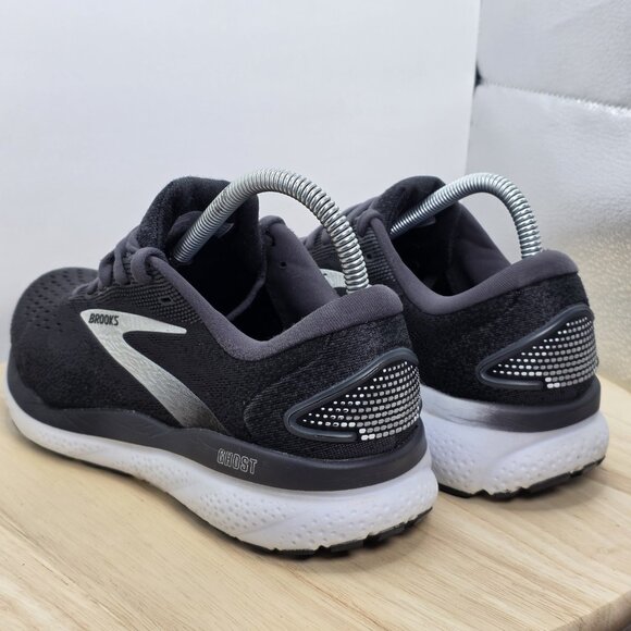 Brooks 120407-090 Women's Ghost 16 Size 8 WIDE Black/Grey/White Athletic Shoes - Picture 7 of 9